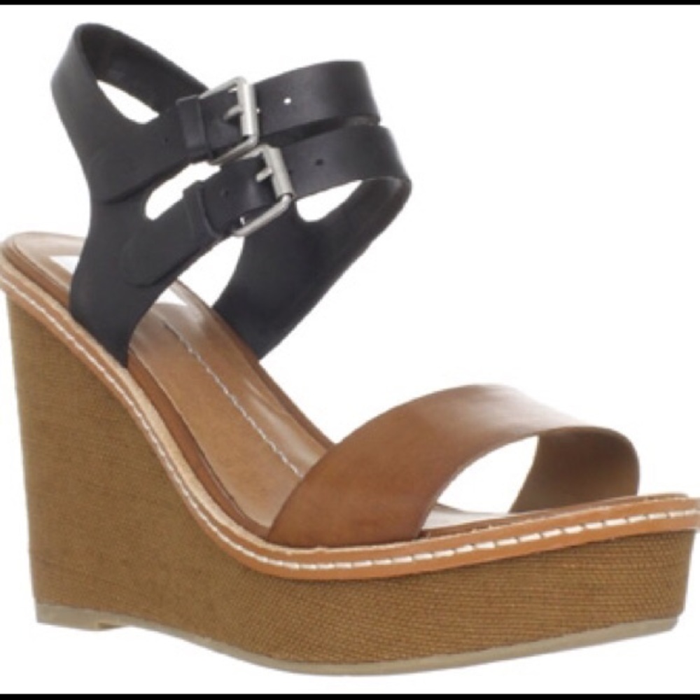 DV Dolce Vita Janna Wedge